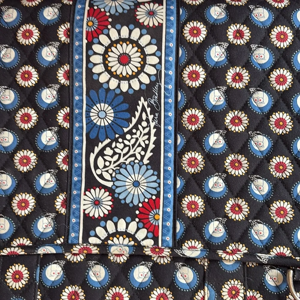 Vera Bradley Black, Red, Blue Laptop Bag with Structured Design. 2 pocke…
